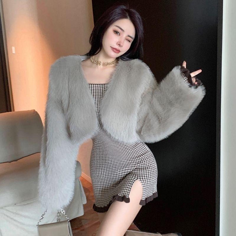 Product Introduction of Áo Khoác Lông Giả Phong Cách Cổ Điển Thanh Lịch, Xã Hội, Dành Cho Mùa Thu Và Mùa Đông, Áo Crop Top Dáng Rộng, Áo Khoác Lông Nữ Jacket 11