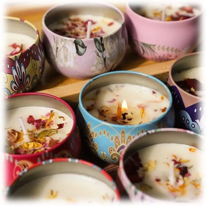 LILIN AROMATERAPI 60 gr / SCENTED CANDLE SOY WAX WITH DRIED FLOWER (60 Gram)