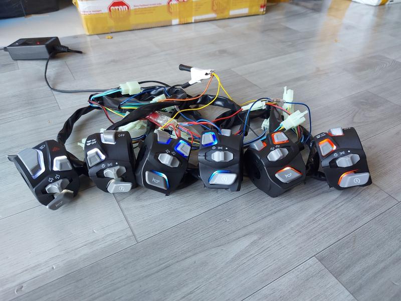 (GẮN XE NÀO CŨNG PHẢI CÂU LẠI DÂY) Bộ Cùm công tắc Led lᶖght master AUDI 10 chức năng - chế lắp mọi loại xe Phụ Tùng Phụ Kiện