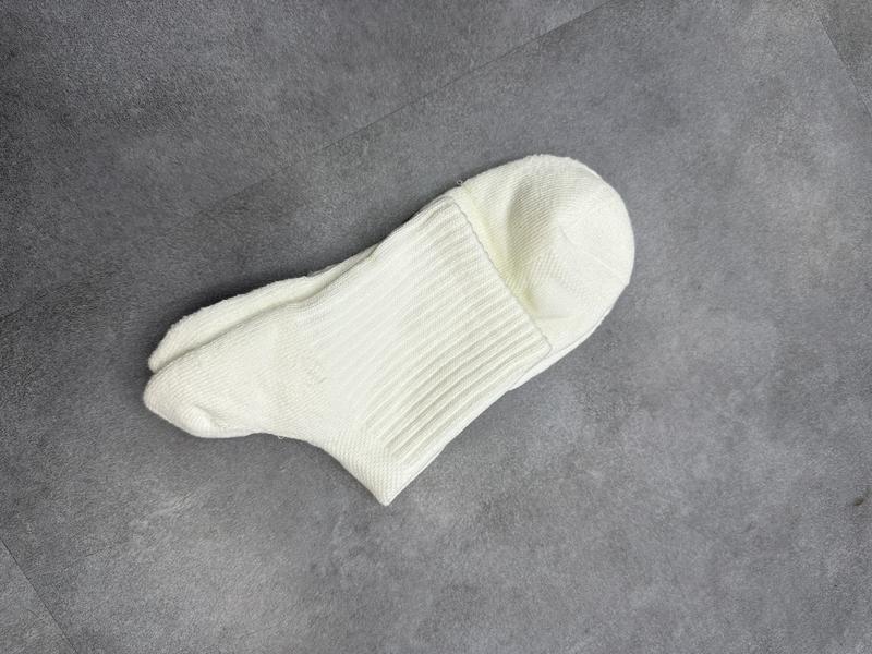 giày thể thao DA LỘN đơn giản ĐỎ , XÁM , nam và nữ , TẶNG kèm tất 4