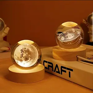 Mios Shop Lampu Hias LED Kayu Putih & Kaca K9 Bola 6cm Alas 7cm Lampu Malam Bulan Bola Kristal Hadiah Spesial untuk Kamar Tidur