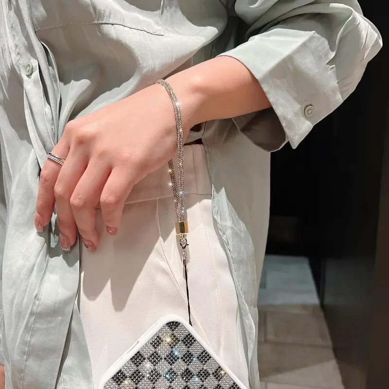 Fashion Rhinestone Decor Phone Chain, Short Phone Lanyard with Universal Clip, Shiny Phone Strap for Women & Girls, Mobile Phone Decoration Accessories 2