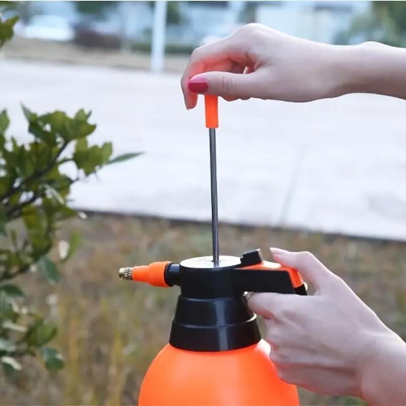 Handheld Pressure Pump Sprayer, Portable 2L Large Capacity Water Spray Bottle With Adjustable Nozzle, Car Wash Sprayer For Car Cleaning, Car Washing Tool For Home Garden Car Use 3