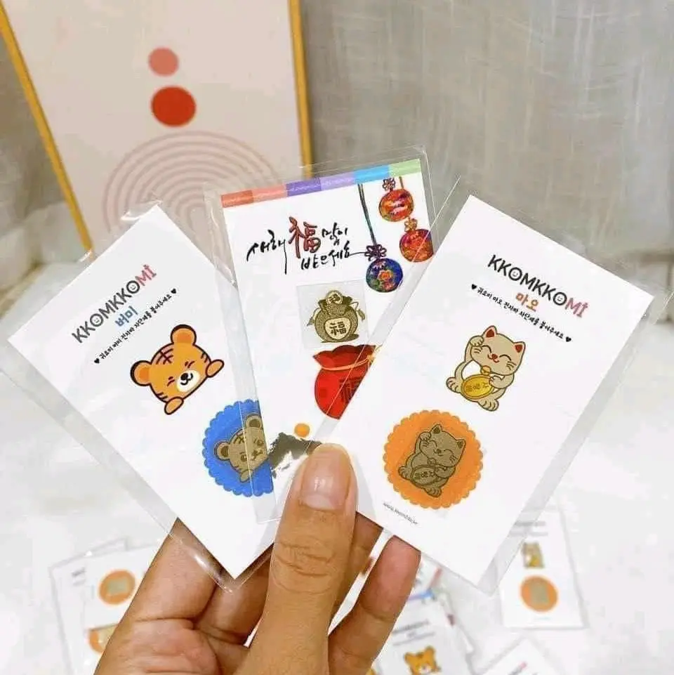 Miếng dán chắn sóng điện từ Kkomkkomi Hàn Quốc giúp giảm thiểu bức xạ từ điện thoại, máy tính đến con người, giao hình ngẫu nhiên