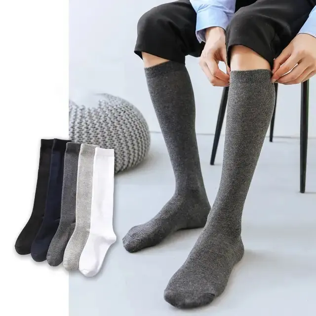 Kaos kaki panjang selutut pria wanita dewasa untuk paskibraka dan muslimah penutup aurat Muslim Hitam