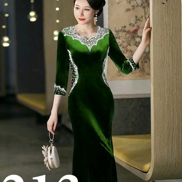 Đầm dự tiệc trung niên nhung cao cấp cho Mẹ , mẫu ôm xẻ tà kết hạt tinh xảo sang trọng Nữ 6