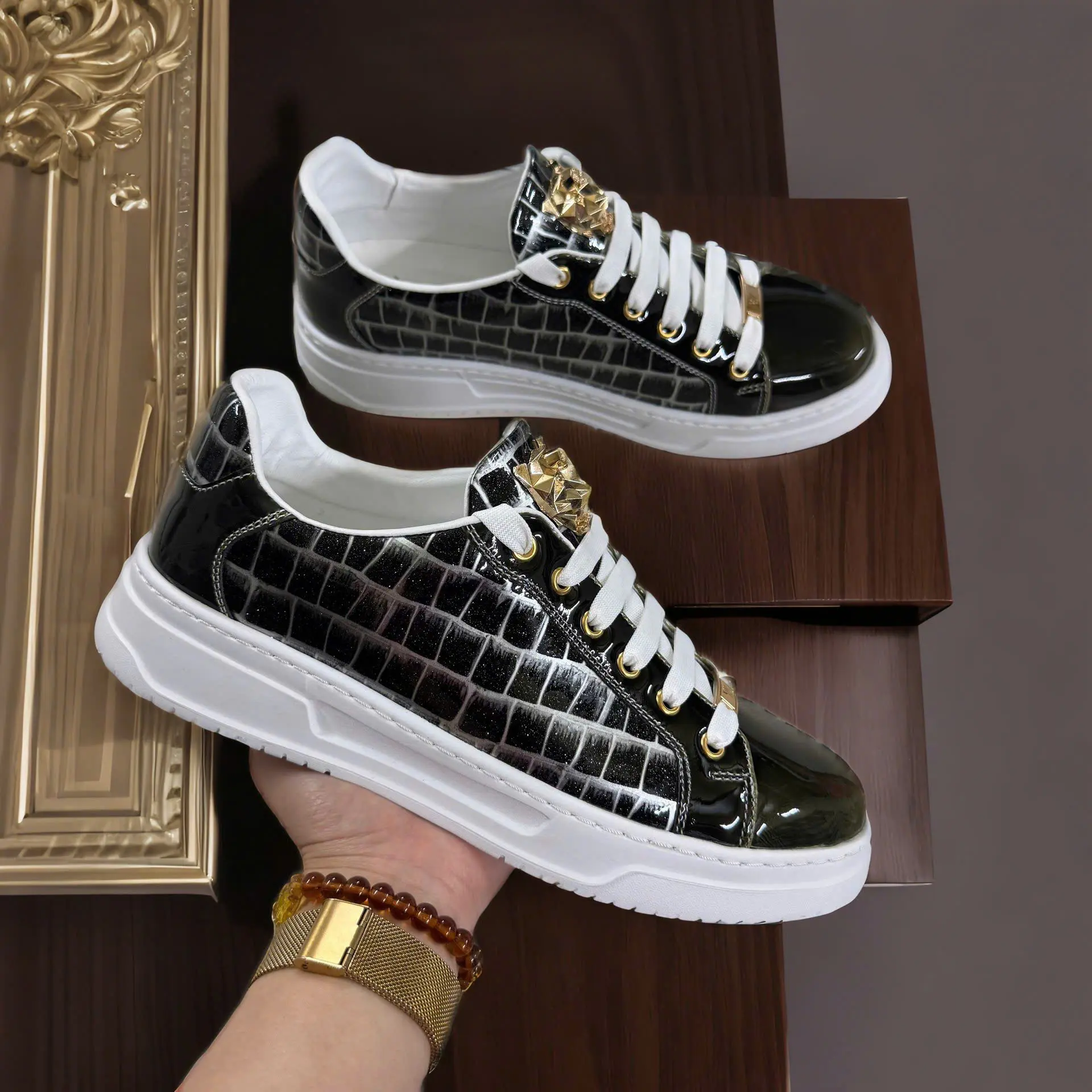 Giày nam, Giày thể thao, Giày Sneaker Cao Cấp GA12 Chất Liệu Da bóng chống xước chống nhăn chống thấm nước, Đế IP siêu nhẹ cực Kỳ êm chân, chống trơn trượt tốt, thoáng khí, dây thắt nút, Shoes Đế Bằng