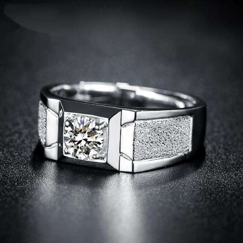 Nhẫn Ngón Tay Thiết Kế Đơn Giản Dành Cho Nam Giới Màu Bạc Lì Chất Liệu Thép Titan Đính Kim Cương Zircon Phụ Kiện Thời Trang Thích Hợp Cho Cuộc Sống Hàng Ngày