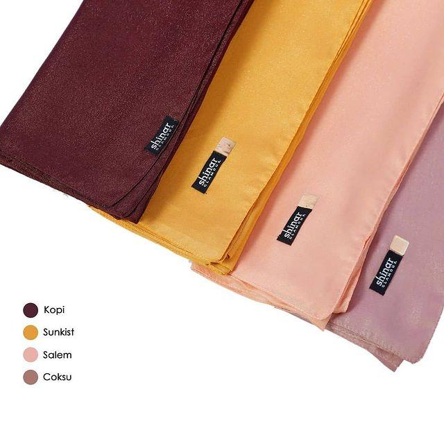 SEGIEMPAT ANSANIA SINAR GLAMOUR / HIJAB SEGIEMPAT ANSANIA JAHIT TEPI 110X110 CM 5