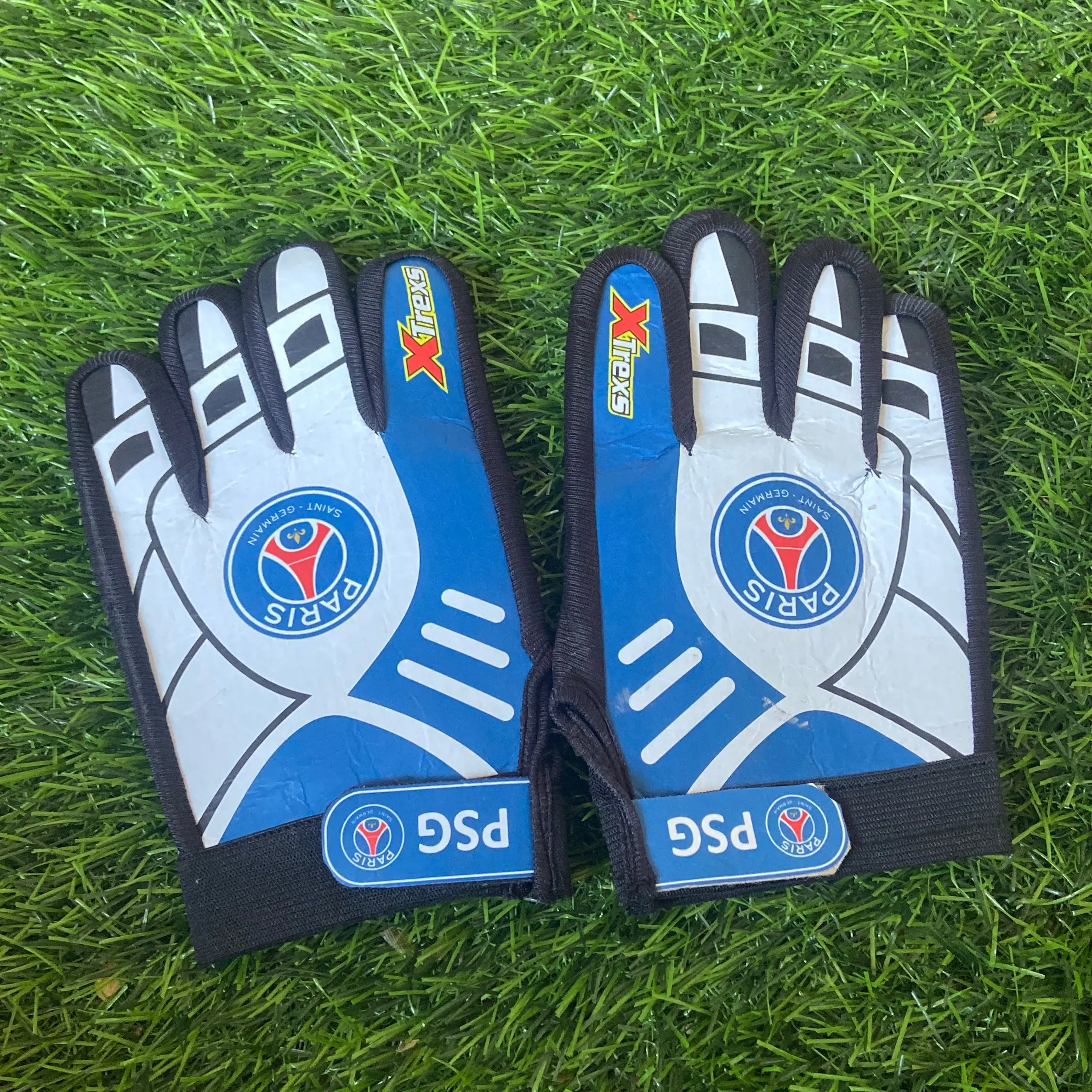 Sarung Tangan Kiper anak anak usia 6-13 tahun - SARUNG TANGAN BOLA PUTSAL