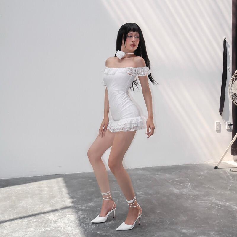 Đầm ren ngắn trễ vai (kèm vòng cổ) | Eira Mini Dress Lueysor 4