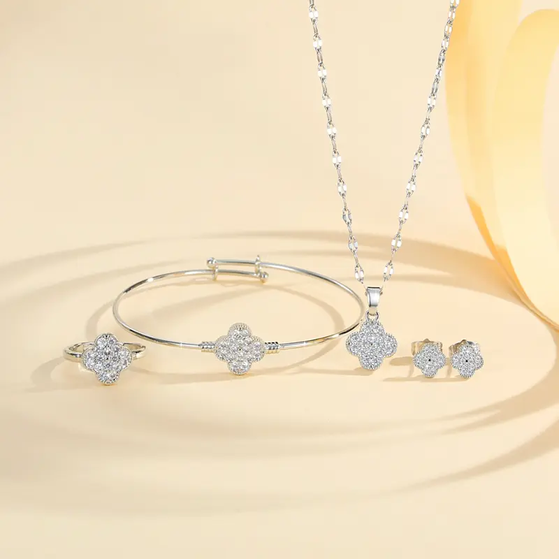 LM735 Set Cincin Gelang Liontin Kalung Anting Kristal Semanggi Empat Daun Berlapis Emas Anti Luntur Baja Tahan Karat Aksesori Perhiasan Mode Wanita Dewasa 3