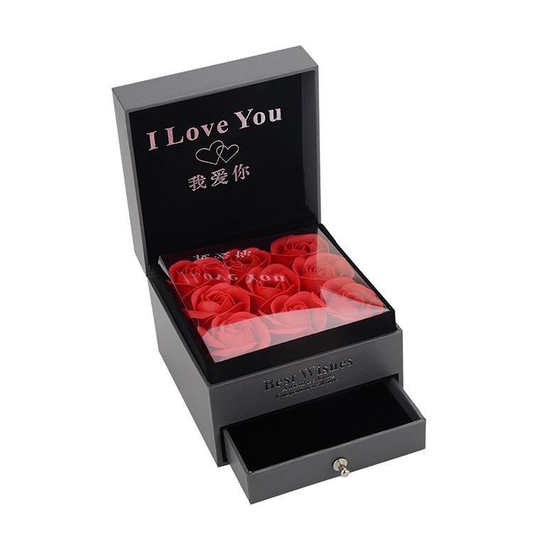 Hộp hoa sáp thơm 9 bông.đựng trang sức...có 3 màu..Hộp quà hoa hồng sáp thơm có thể đựng son đựng trang sức nhẫn vòng khuyên tai làm quà tặng quà valentine