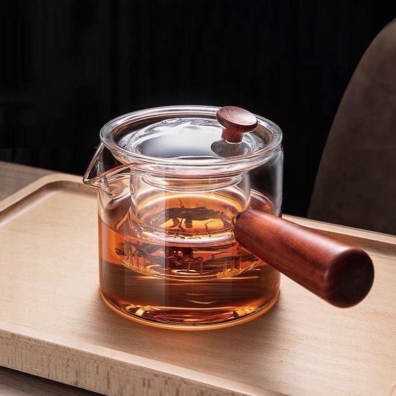 Ấm pha trà thủy tinh chịu nhiệt có Tay cầm bằng gỗ cao cấp - Dung tích 500ml 0