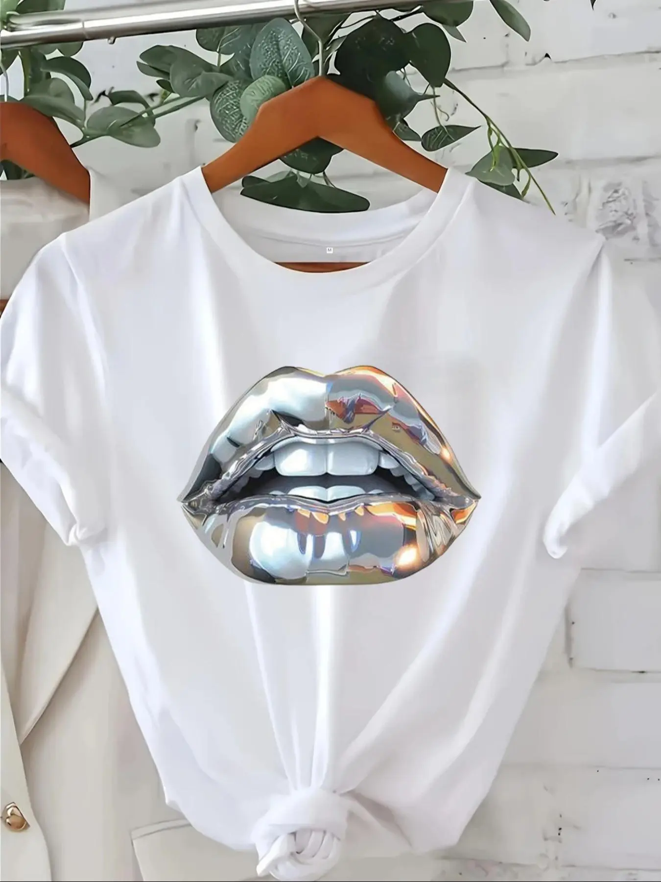 Women's Lip Print Round Neck Tee, Fashion Casual Crew Neck T-shirt for Daily Holiday Vacation Outdoor Wear, Ladies Clothes for Summer, Top, Graphic Tees, Streetwear Women, Womenswear