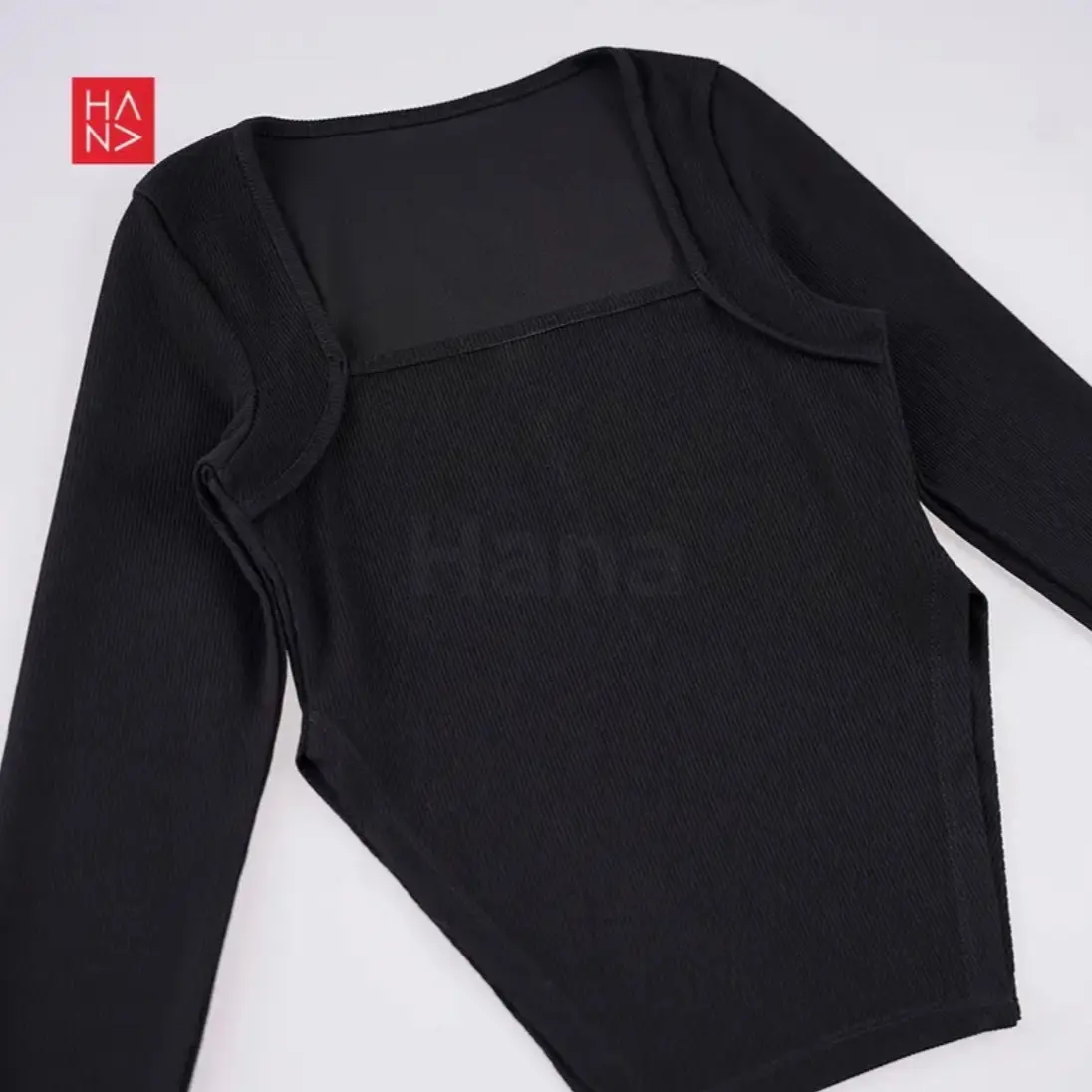 Nesya Crop Top Slim-fitting