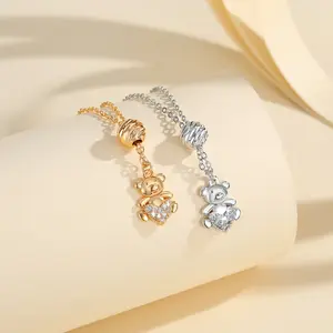 Desain Kalung Rantai Beruang Cinta Kristal Baja Tahan Karat Anti Luntur Aksesori Perhiasan Mode Wanita Dewasa LM742