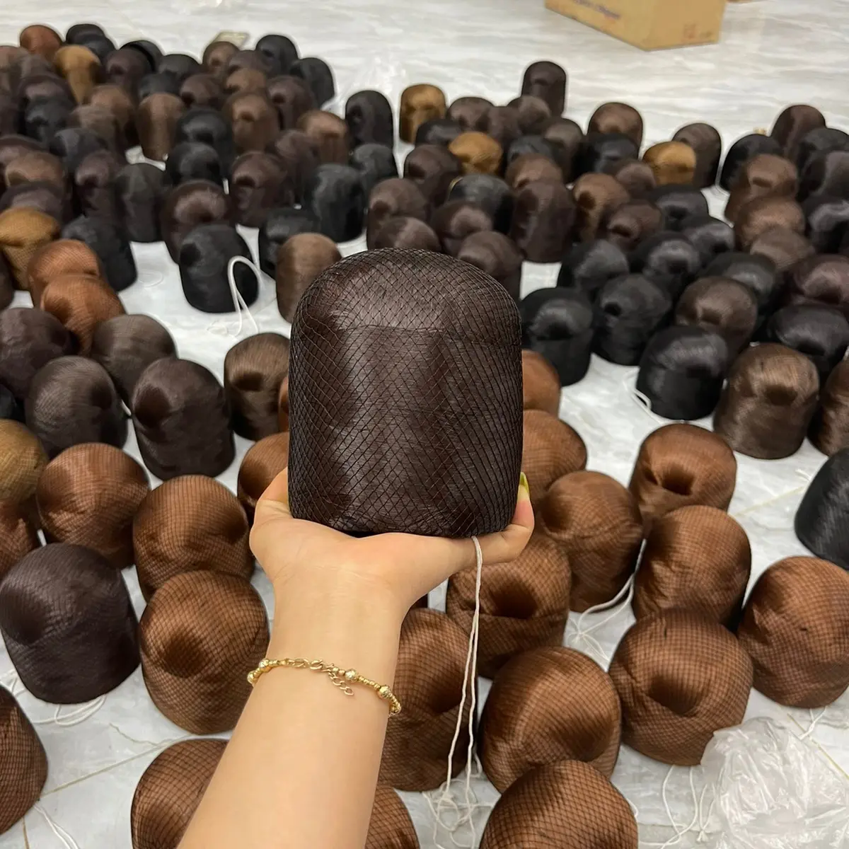 búi tóc giả người thái