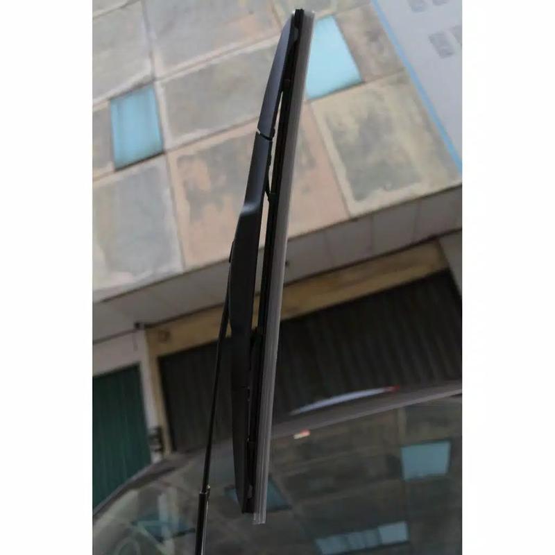 Raiton Sepasang Wiper Hybrid Kaca Depan Mobil Toyota New Avanza 22" & 14" -2 Buah/Set - Hitam 2