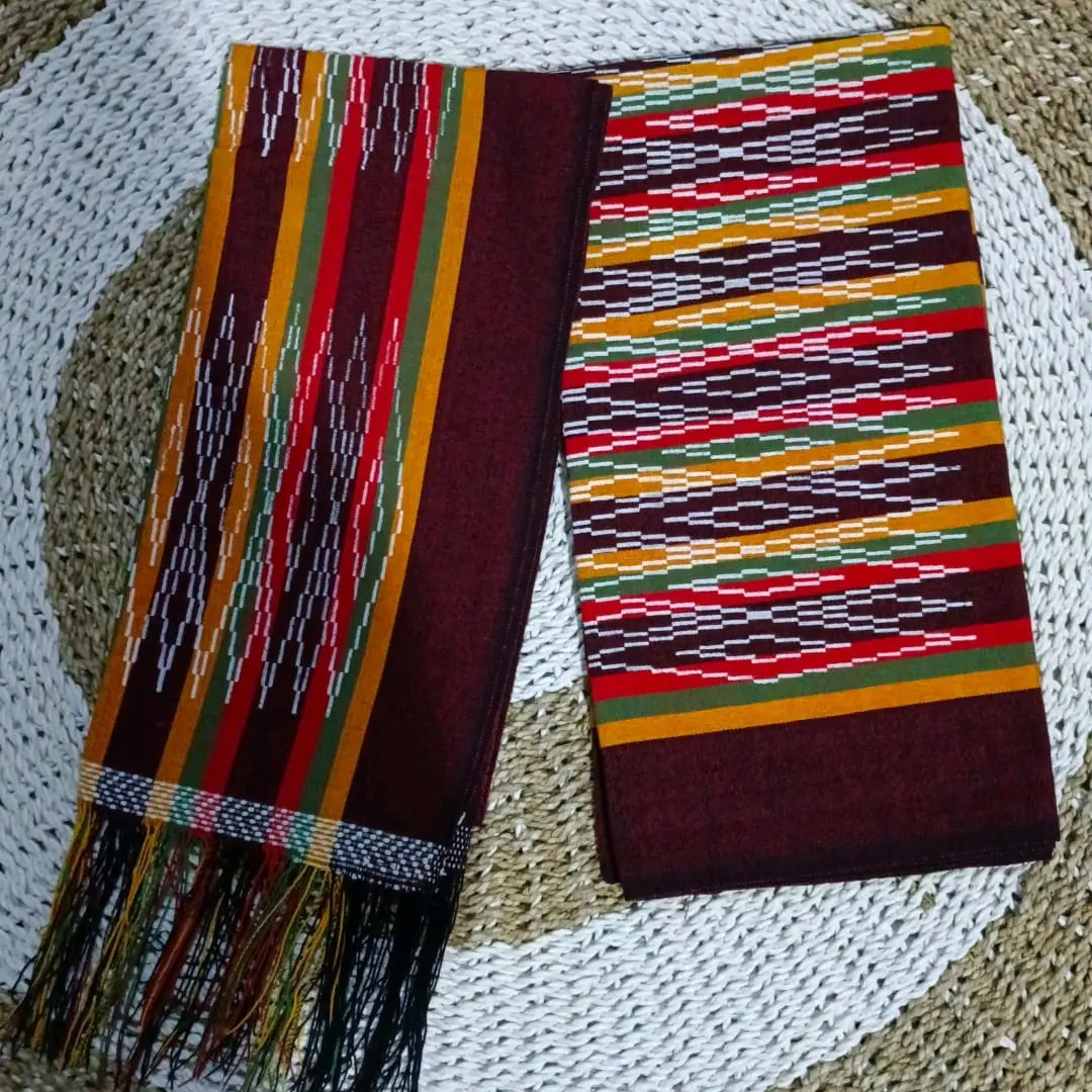 Songket dan selendang Harungguan Tenun