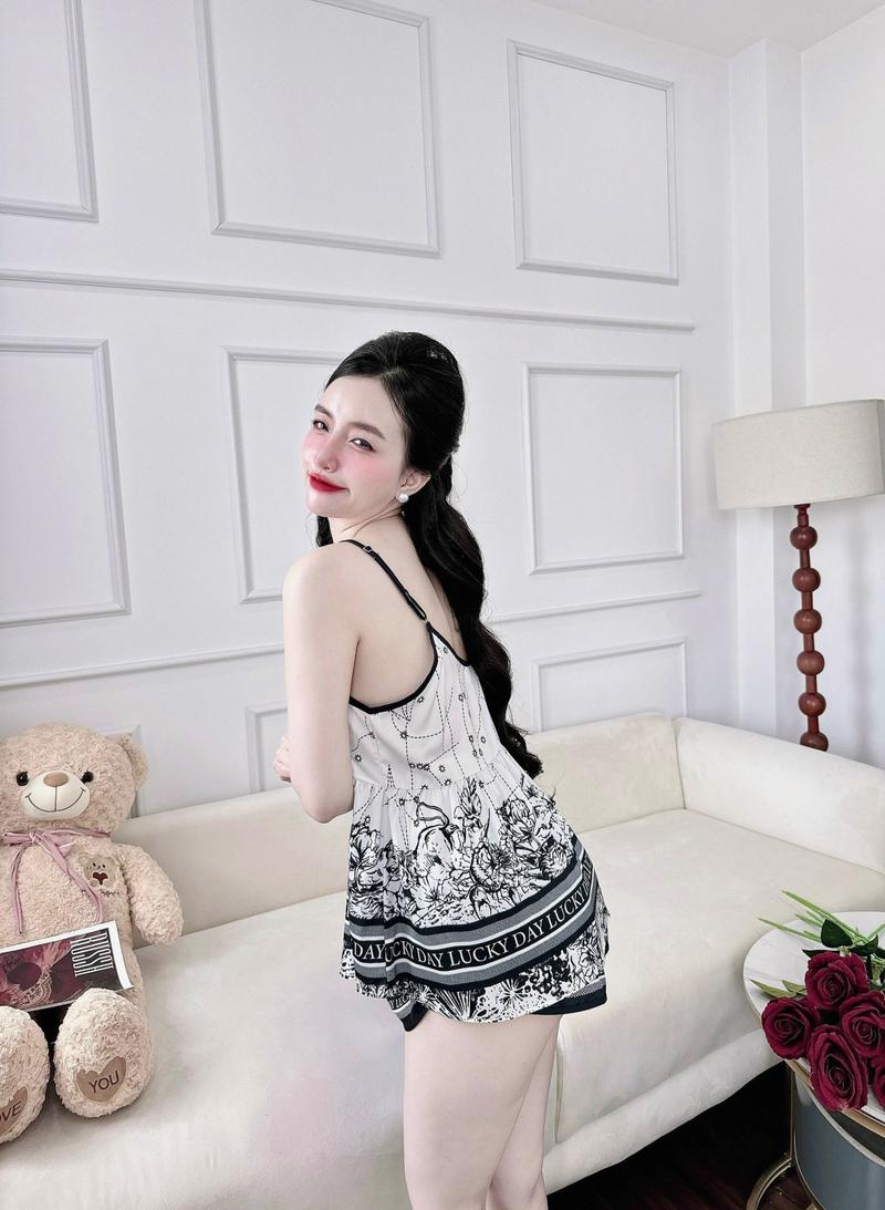 Product Introduction of Đồ Ngủ Sexy Bộ Latin 2 Dây Đô  Nút Ngọc Dưới 65Kg 57