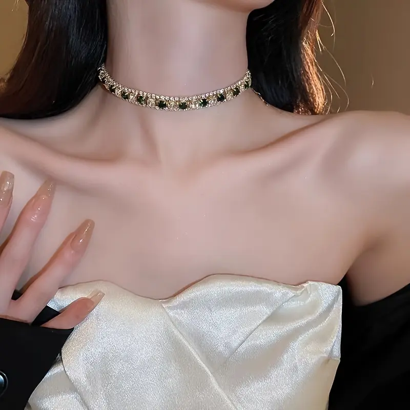 Green Rhinestone Necklace & Earrings Set for Women, Elegant Ball Party Clavicle Chain Accessories, Sparkling Gift Set 4