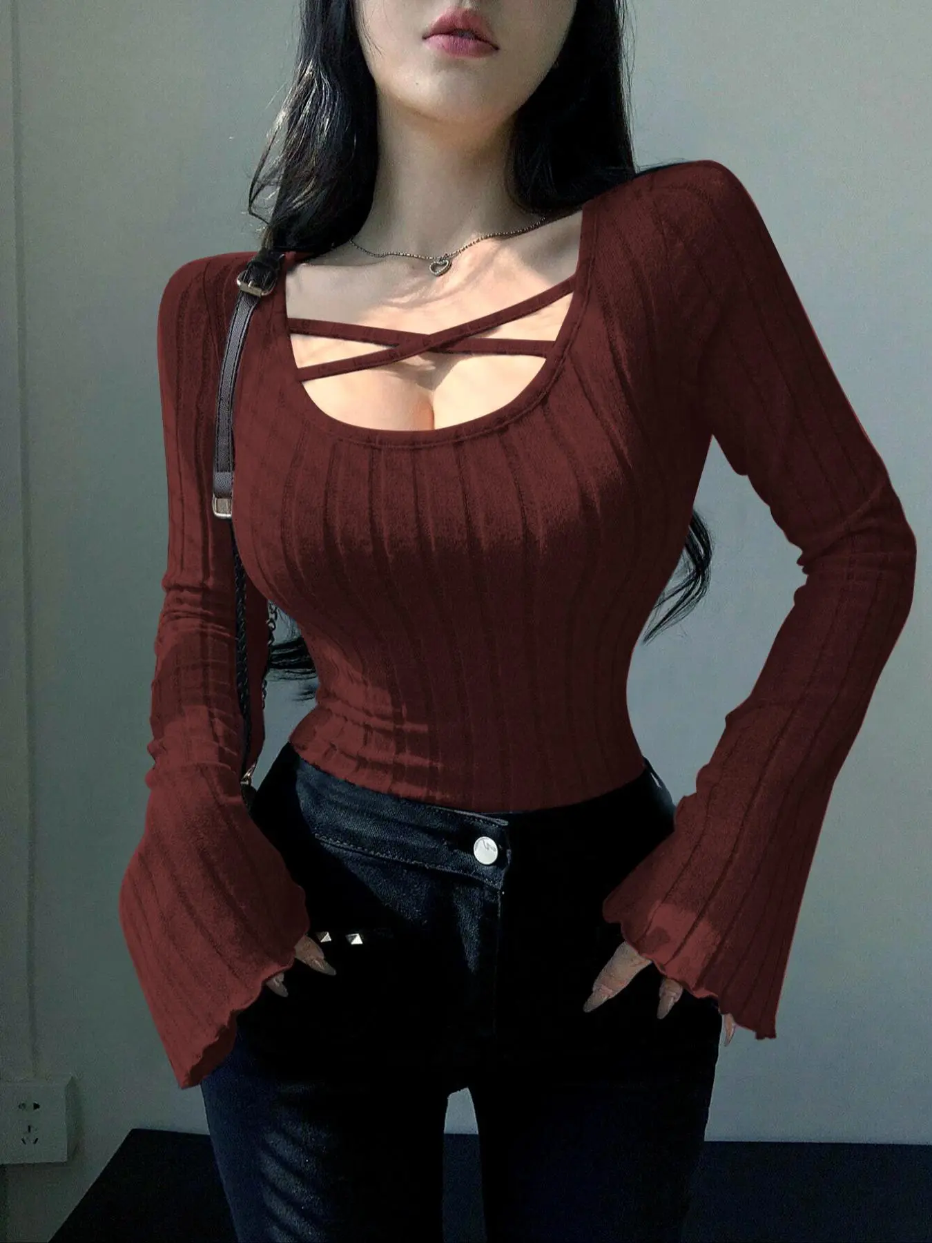 Women's Plain Criss Cross Lettuce Trim Ribbed Tee, Elegant Fashion Casual Scoop Neck Flounce Long Sleeve T-shirt for Daily Office Outdoor Wear, Tops for Women, Ladies Clothes for All Seasons