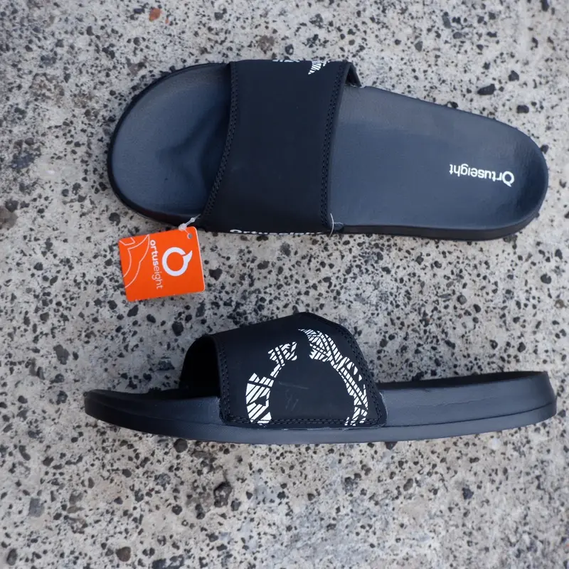 Sandal slop ortuseight putih Shoes Pria 2