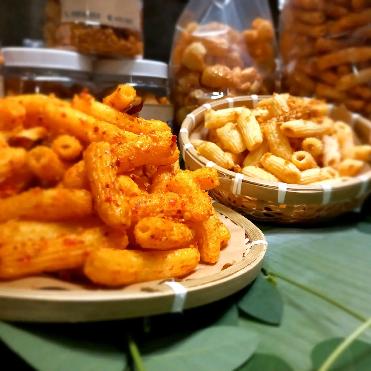 Nui chiên giòn sốt 3 vị hộp 350g