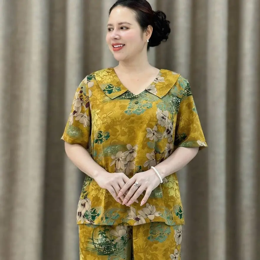Đồ Bộ Trung Niên Aó Cổ Trụ Tay Cộc Quần Lửng Lụa Cao Cấp Dành cho Bà và MẸ Nữ