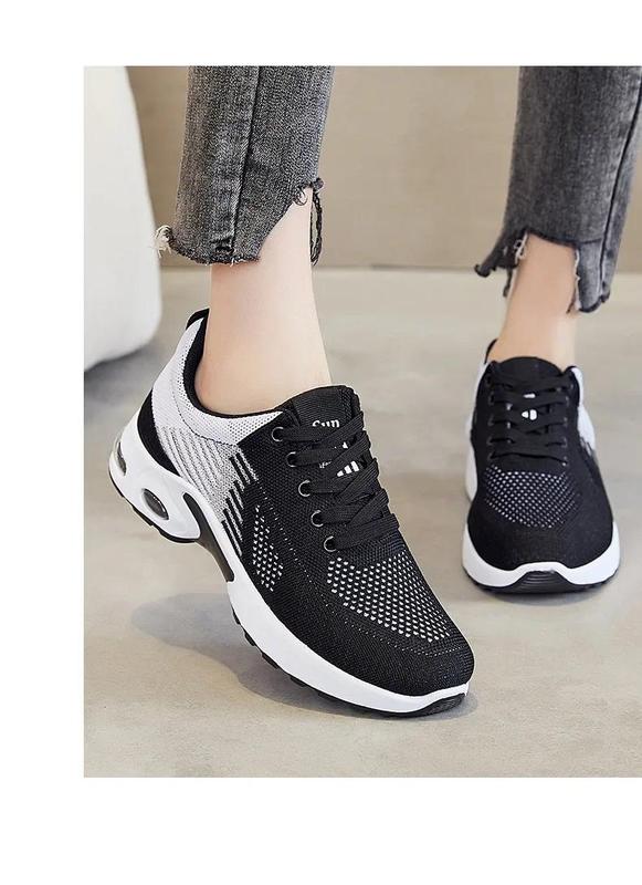 Product Introduction of New Running Shoes Ladies Breathable Sneakers Summer Light Mesh Air Cushion Women's Sports Shoes Outdoor Lace Up Training Shoes Comfortable walking shoes for foot protection 17