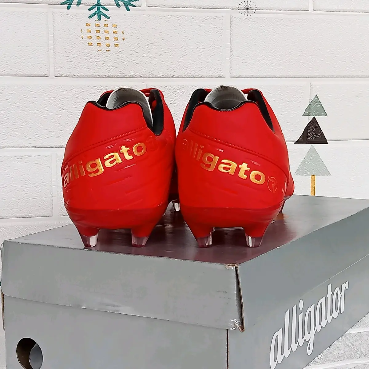 Sepatu Bola Alligator Katalis Free kaos kaki dan deker Set Uniseks Nyaman Boots