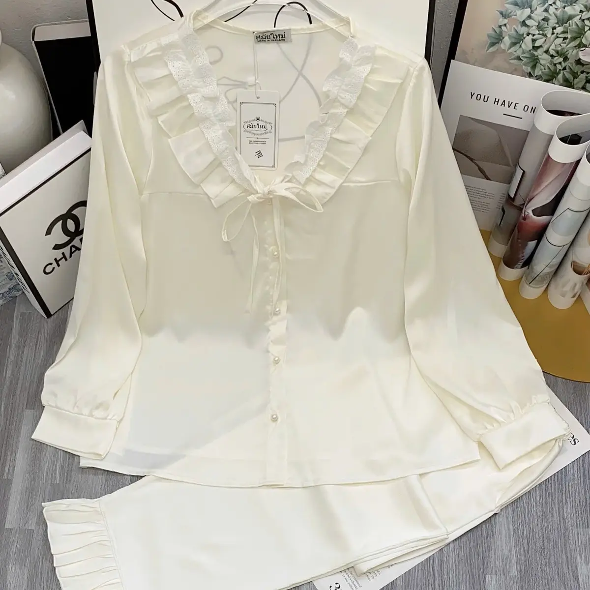 Bộ đồ mặc nhà tiểu thư tay dài quần dài chất vải lụa latin mềm mịn dành cho nữ dưới từ 40-60kg pijama