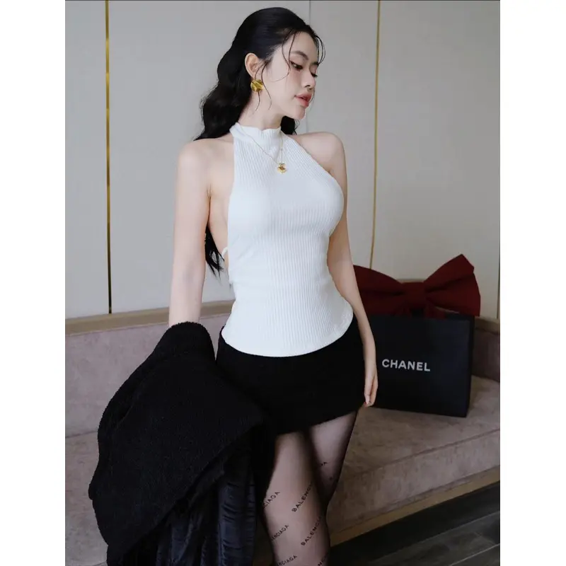 G.U - LUXE SHEARLING SET - Set lông cừu gồm áo yếm khoe lưng, Mini Skirt lông cừu, Áo khoác dáng dài lông cừu | BigBuy360 - bigbuy360.vn G.U - LUXE SHEARLING SET - Set lông cừu gồm áo yếm khoe lưng, Mini Skirt lông cừu, Áo khoác dáng dài lông cừu | BigBuy360 - bigbuy360.vn