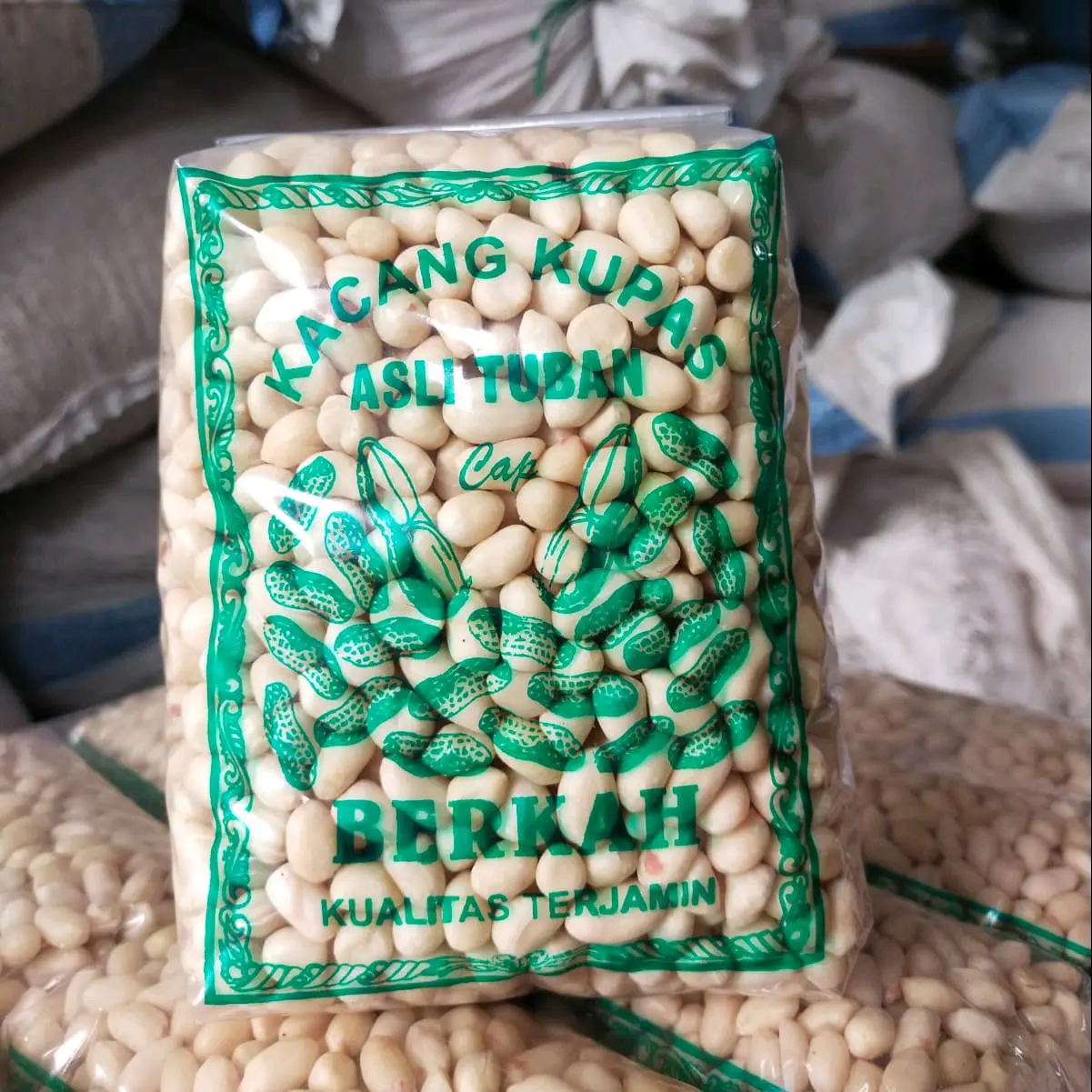 1 KG KACANG KUPAS BERKAH ASLI TUBAN (BIJI KECIL)