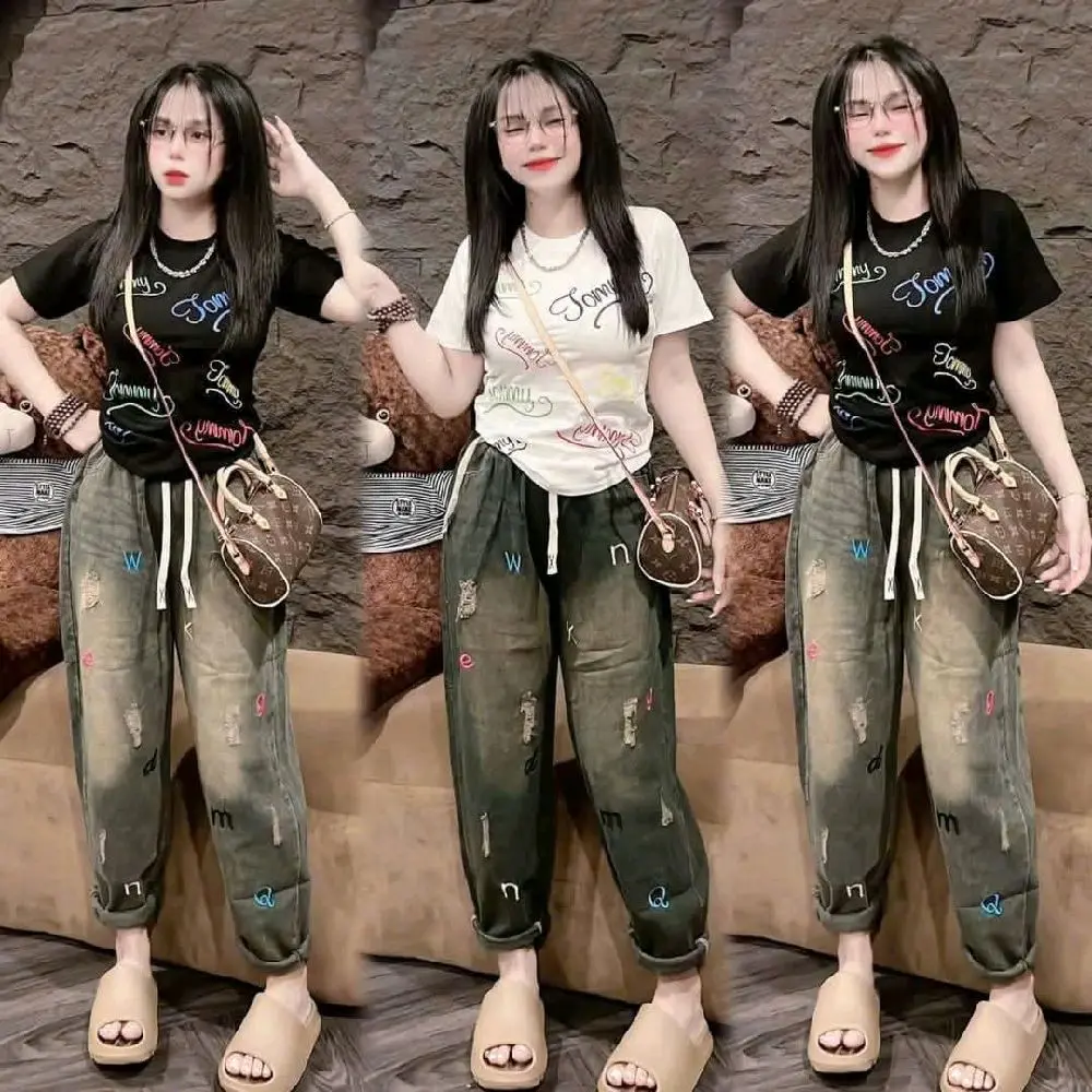 Sét bộ jean qc quần dài baggy kèm áo thun in đẹp xuất sắc mặc đi chơi dạo phố 2 màu cực xinh Kem Women Dress