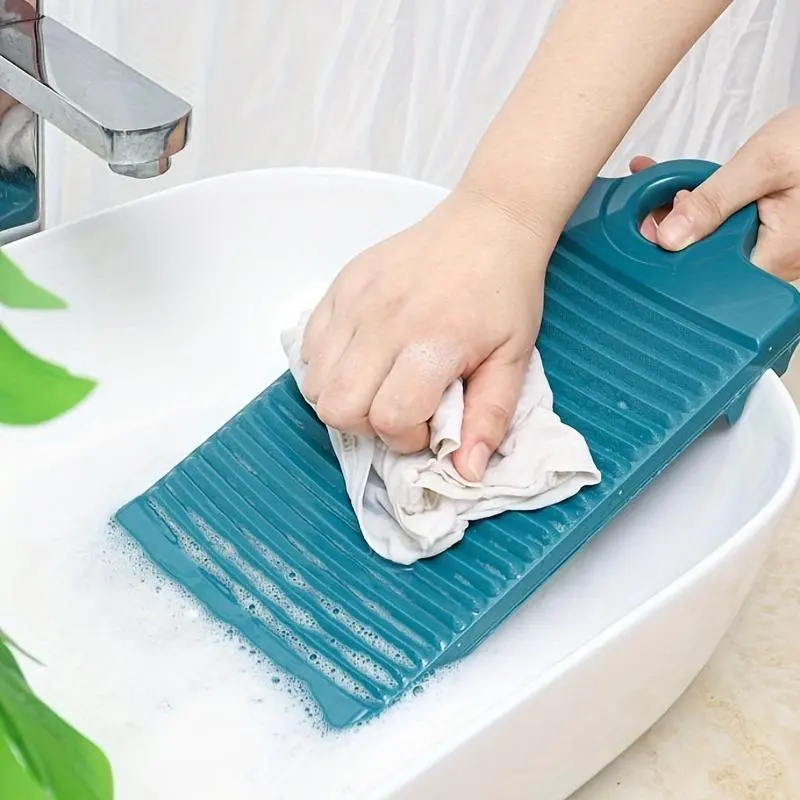 Portable Mini Non-slip Handheld Soap Dish, 1 Count Colorful Soap Bar Holder, Soap Bar Draining Rack, Bathroom Supplies 3