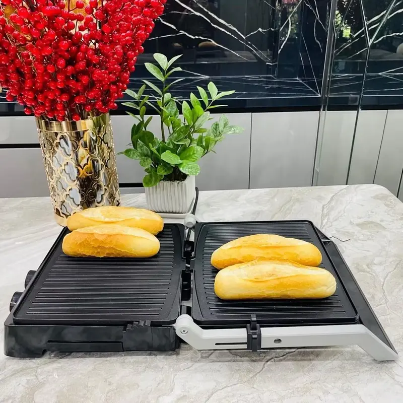 Máy Kẹp Nướng, Ép Bánh Mỳ YILI Y2626 E Làm Đồ Ăn Sáng 2000W 2