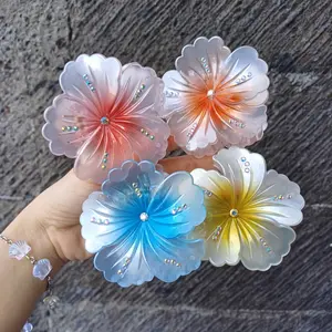 New Jepit Rambut Kamboja Bunga Keong Manik Kristal Wanita Elegan High Quality Motif Baru 7.5cm Clips