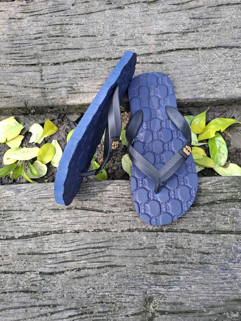 Product Introduction of Dép Kẹp Nam Đế Hoa Văn Cao Su Dẻo Mềm Size 38-43 - Đế Bằng 15