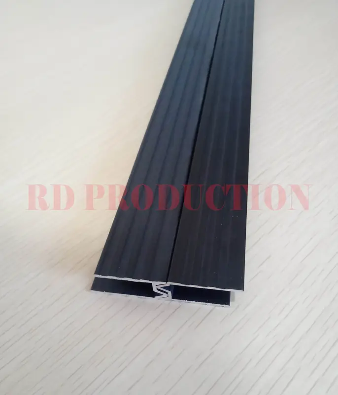 LIST ALUMUNIUM M 1meter HITAM list u Lis HARD CASE Tebal 0,8 3
