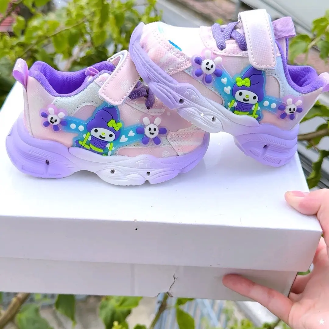 Giày Thể Thao Kurome Phát Sáng Dành Cho Bé Gái Đế Mềm 1-10 tuổi Sandal Cao Su Dép Sandal Voi