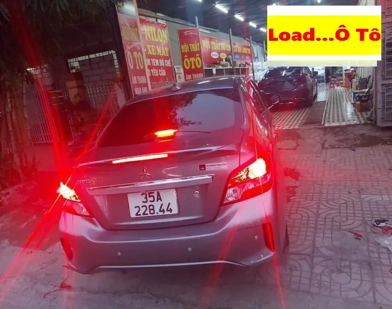 Đuôi Gió Liền Cốp Xe Mitsubishi ATTRAGE 2024-2016 Mẫu Có Đèn Led Hàng Mộc Chưa Sơn Cao Cấp 4