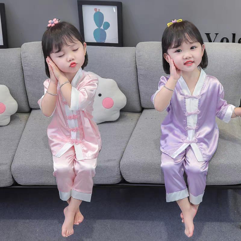 MẸ BING- [10-25KG] bộ đồ ngủ lụa mềm mịn mát cho bé gái, tay ngắn kết hợp hoạ tiết và nút nhìn lạ mắt, màu sắc tươi tắng , chất mềm mịn mát phù hợp cho mùa hè, bé mặt nhà đi dạo phố. babytee  đồ ngủ 0
