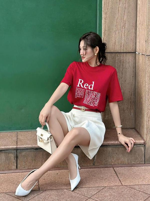 Áo thun nữ tay ngắn chữ RED TEE COCOBEBE