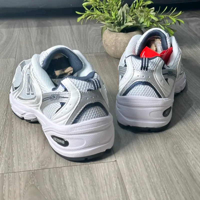 Sepatu NB Sneaker Unisex 530 White Navy 1
