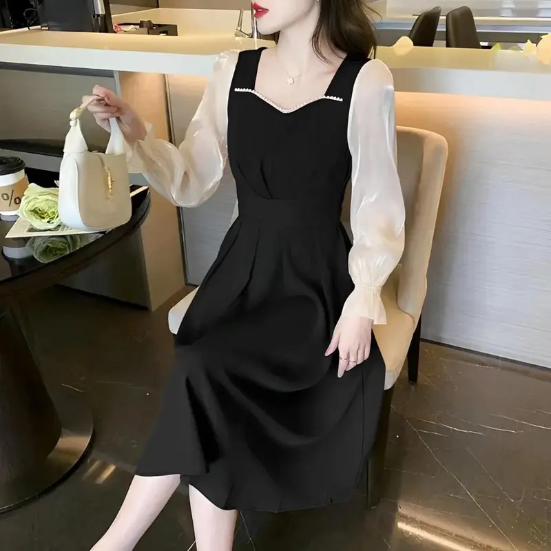 Bless Naomi Dress Midi Vintage Wanita Style Square Neck Lengan Balon Scuba Baju  Gaun  Pesta  Panjang 4