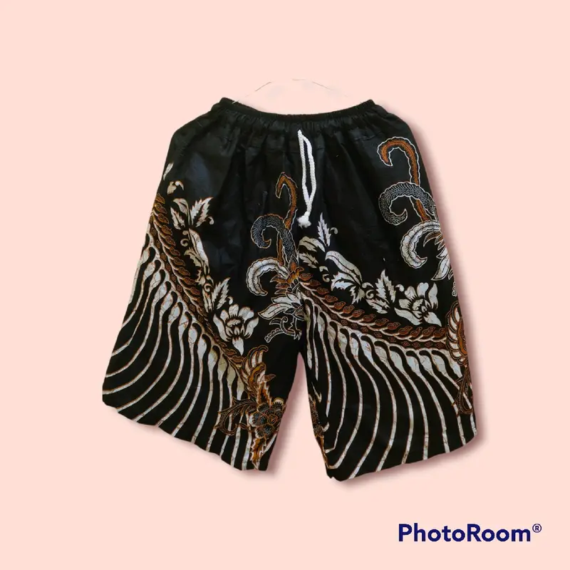 celana pendek batik/celana pendek pria/celana pendek wanita/pakaian bawah/kolor santai/celana murah/boxser/celana jumbo/ Katun/celana batik jogja/celana pendek dewasa 1