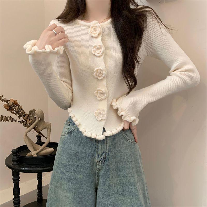 Product Introduction of Áo Len Hoa Hồng Ba Chiều Màu Đỏ, Dành Cho Nữ, Với Áo Khoác Selvedge Dây Áo Cardigan Dệt Kim, Phong Cách Mùa Thu Và Mùa Đông, Phong Cách Giáng Sinh Năm Mới, Ins Năm 2024, Áo Thời Trang Top Women 6