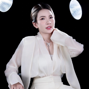 Ty Nails Dương Thuý Nga